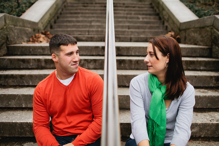 NY engagement photo